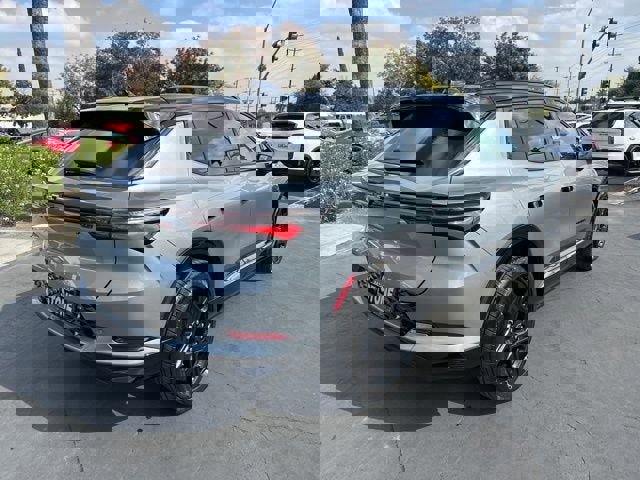 New 2026 Chevrolet Equinox EV RS image 8