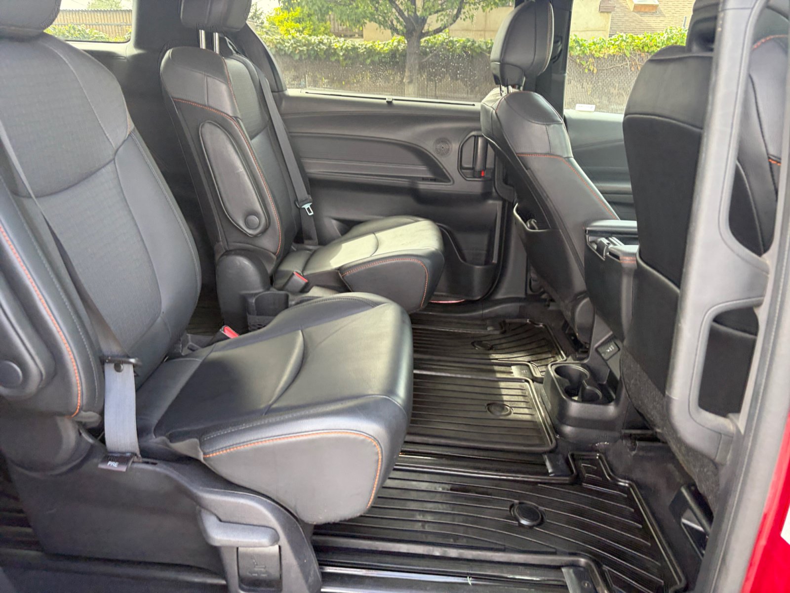 Used 2022 Toyota Sienna XSE w/ XSE Plus Package AWD/4WD image 16