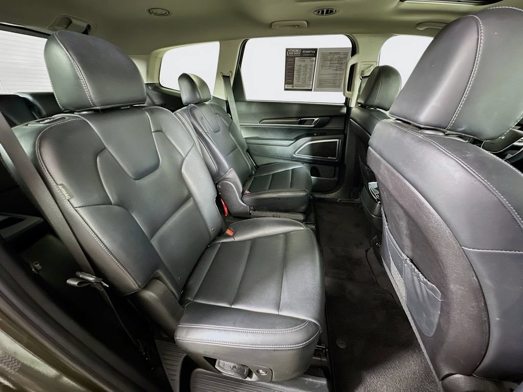 Used 2025 Kia Telluride S AWD/4WD image 11