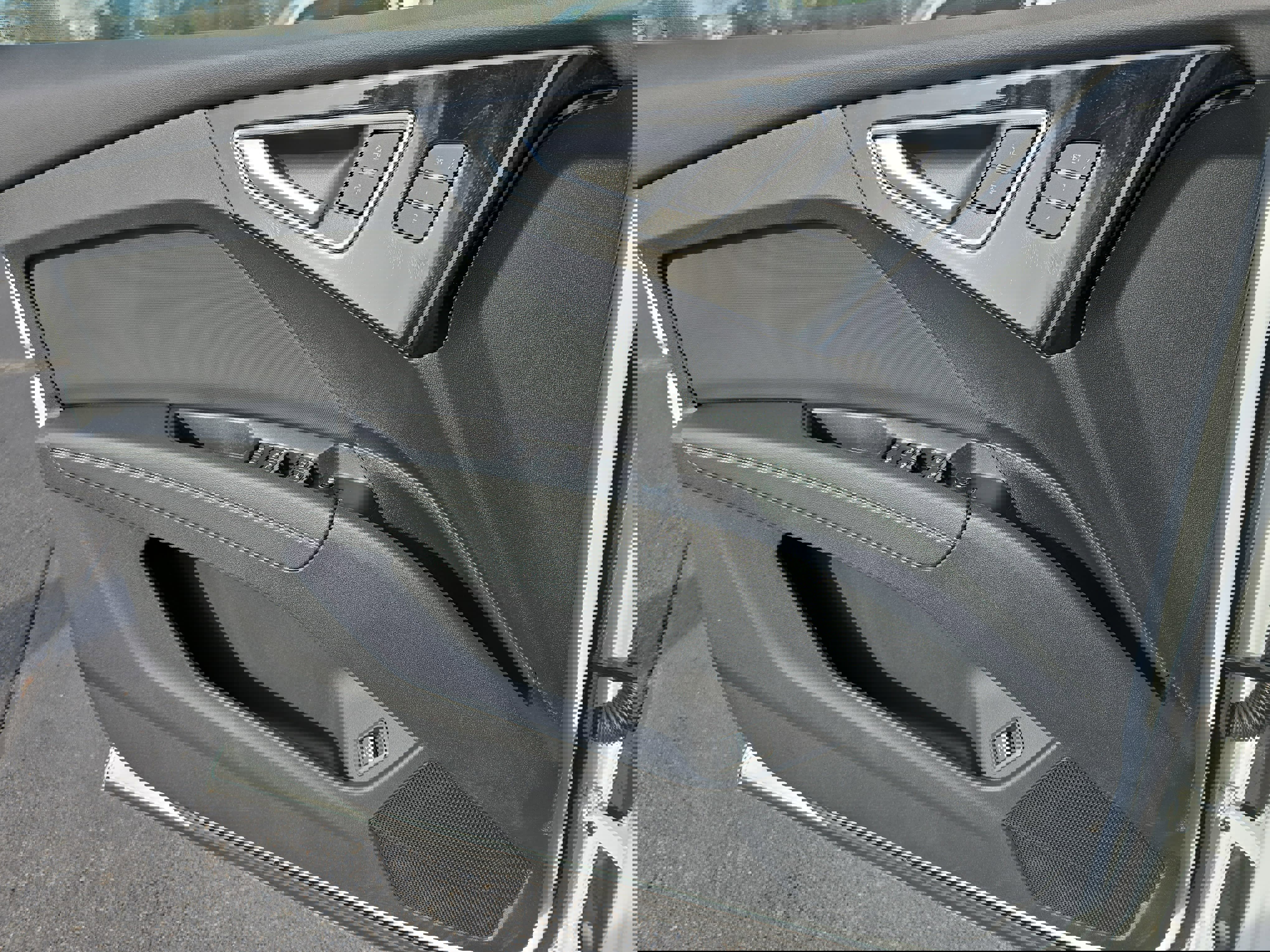 Used 2023 Audi Q4 e-tron Prestige w/ Black Optic Package image 27