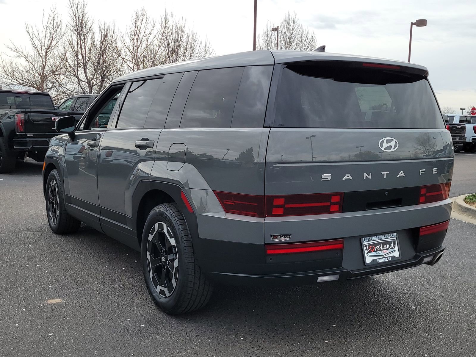 Used 2024 Hyundai Santa Fe SE image 5