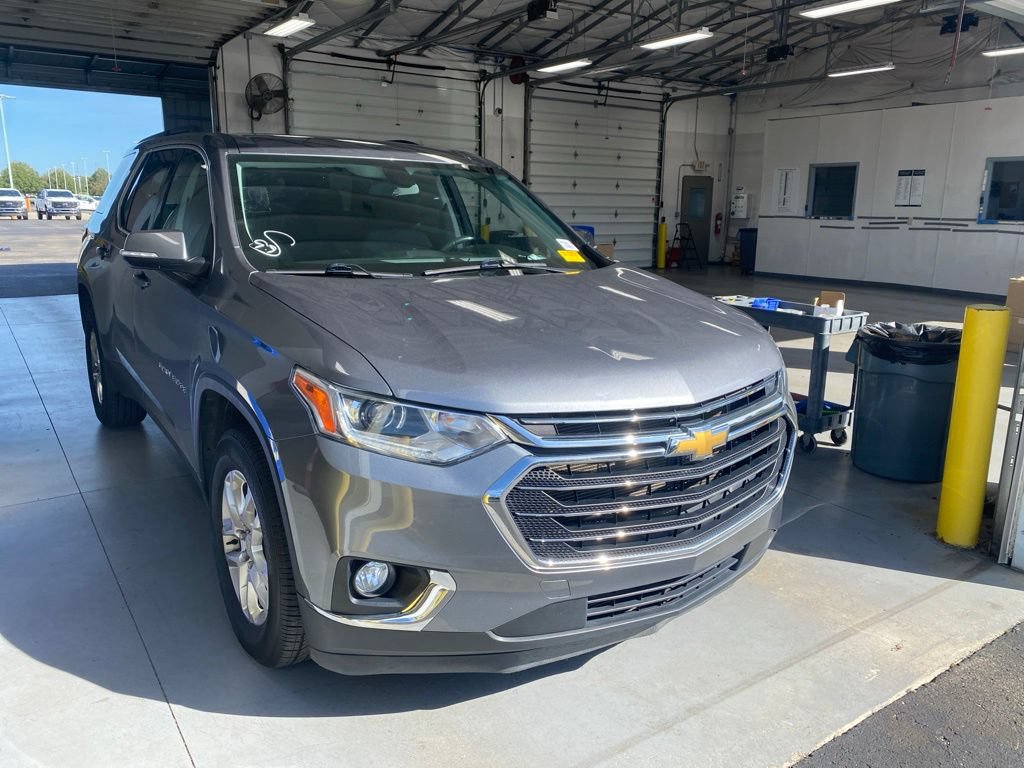 Used 2021 Chevrolet Traverse LT