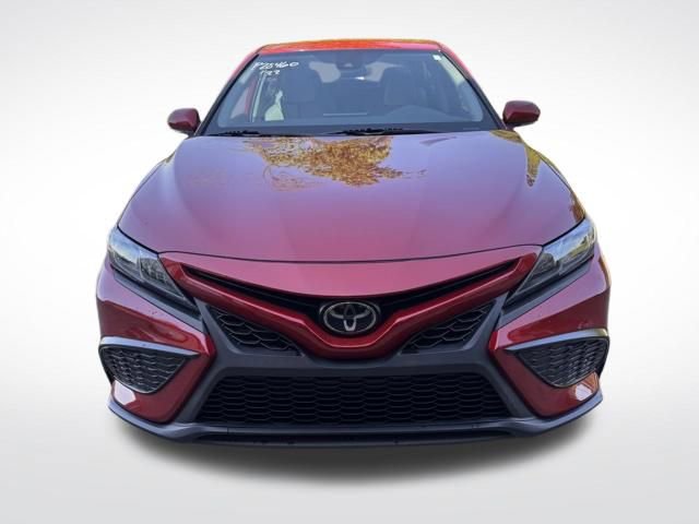 Used 2022 Toyota Camry SE w/ Convenience Package FWD image 8