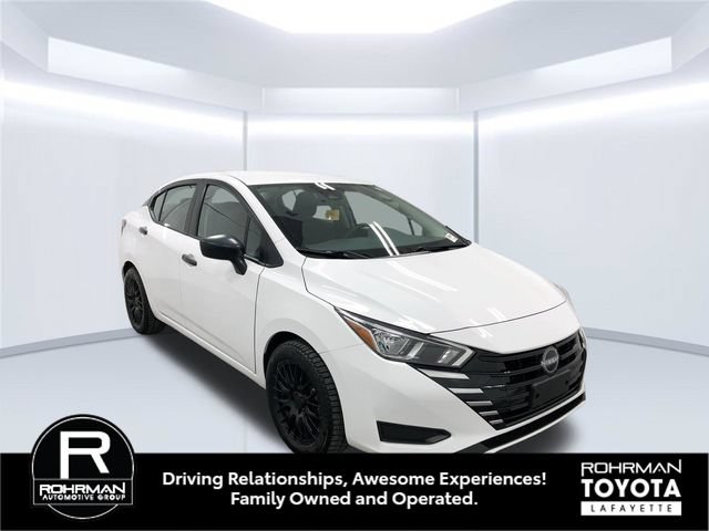 Used 2024 Nissan Versa S FWD image 9