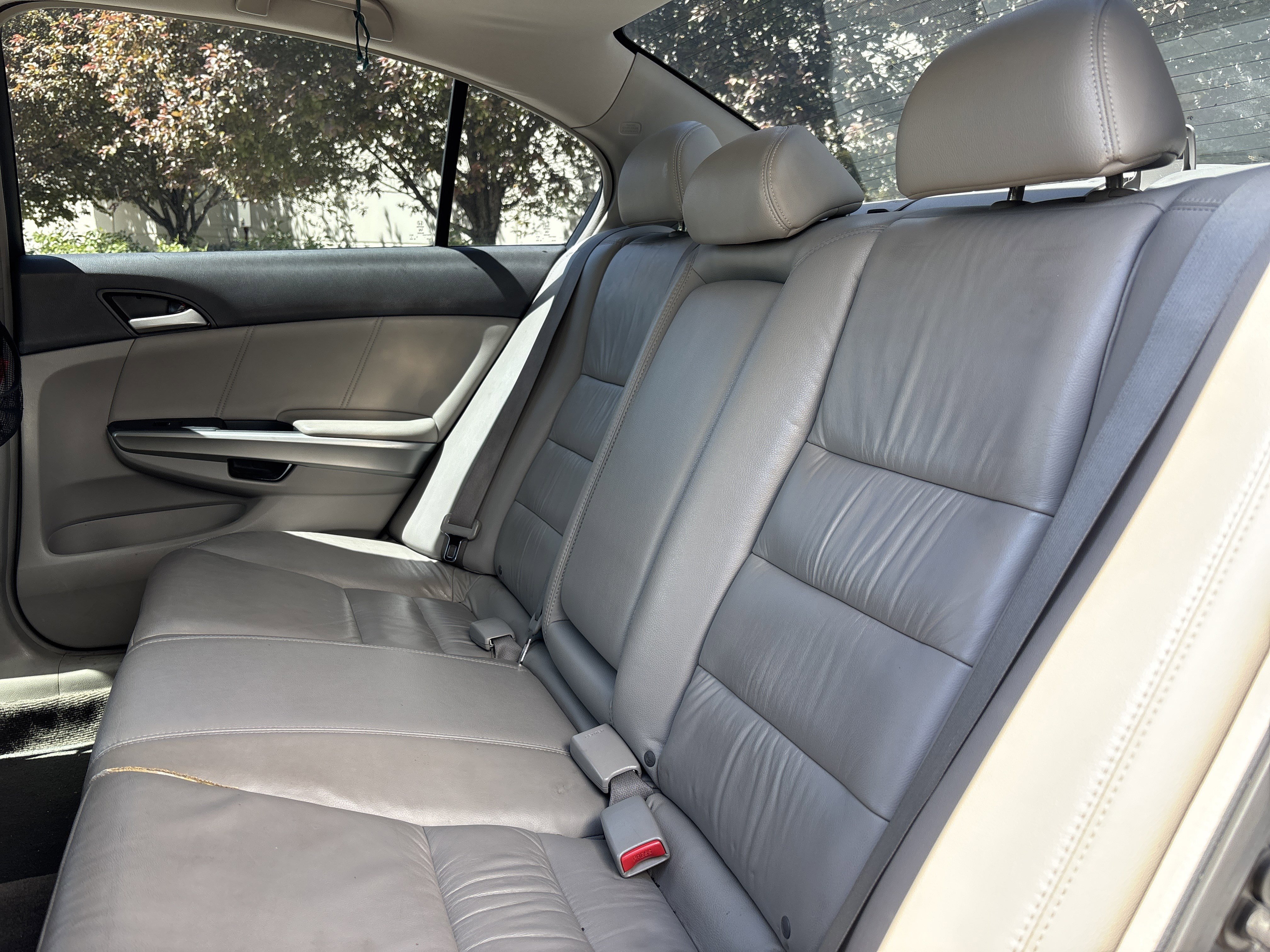 Used 2009 Honda Accord EX-L image 29