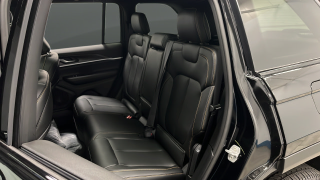 New 2026 Jeep Grand Cherokee Limited AWD/4WD image 22