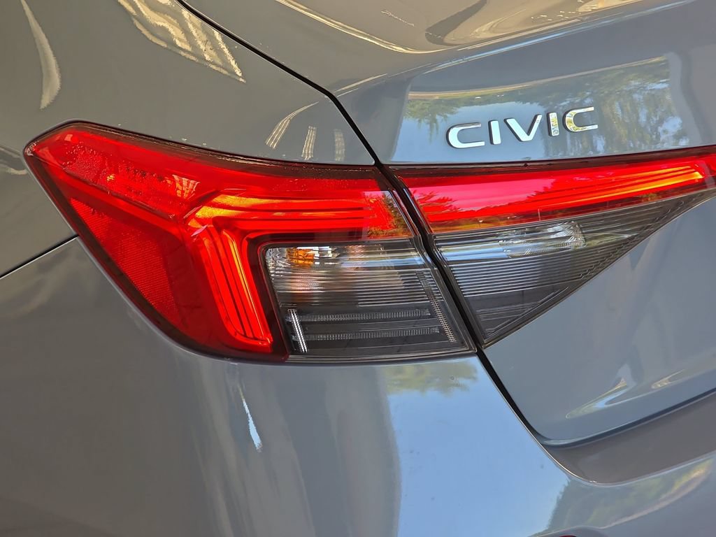 Used 2022 Honda Civic Touring image 30