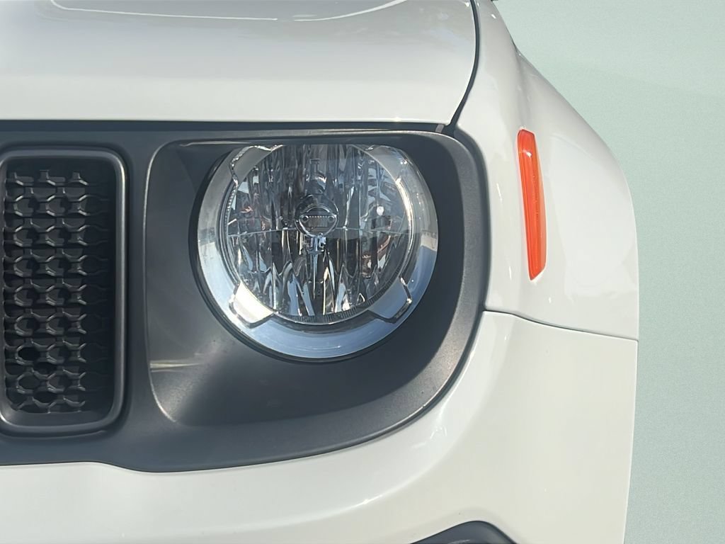 Used 2023 Jeep Renegade Trailhawk AWD/4WD image 24