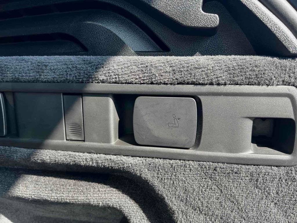 Used 2019 BMW X5 xDrive40i w/ Convenience Package image 37