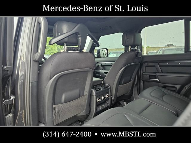 Used 2025 Land Rover Defender 110 V8 AWD/4WD image 18