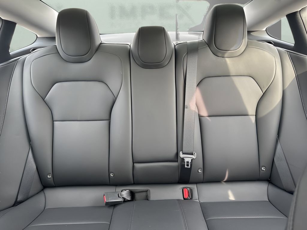 Used 2024 Tesla Model 3 Standard Range image 12