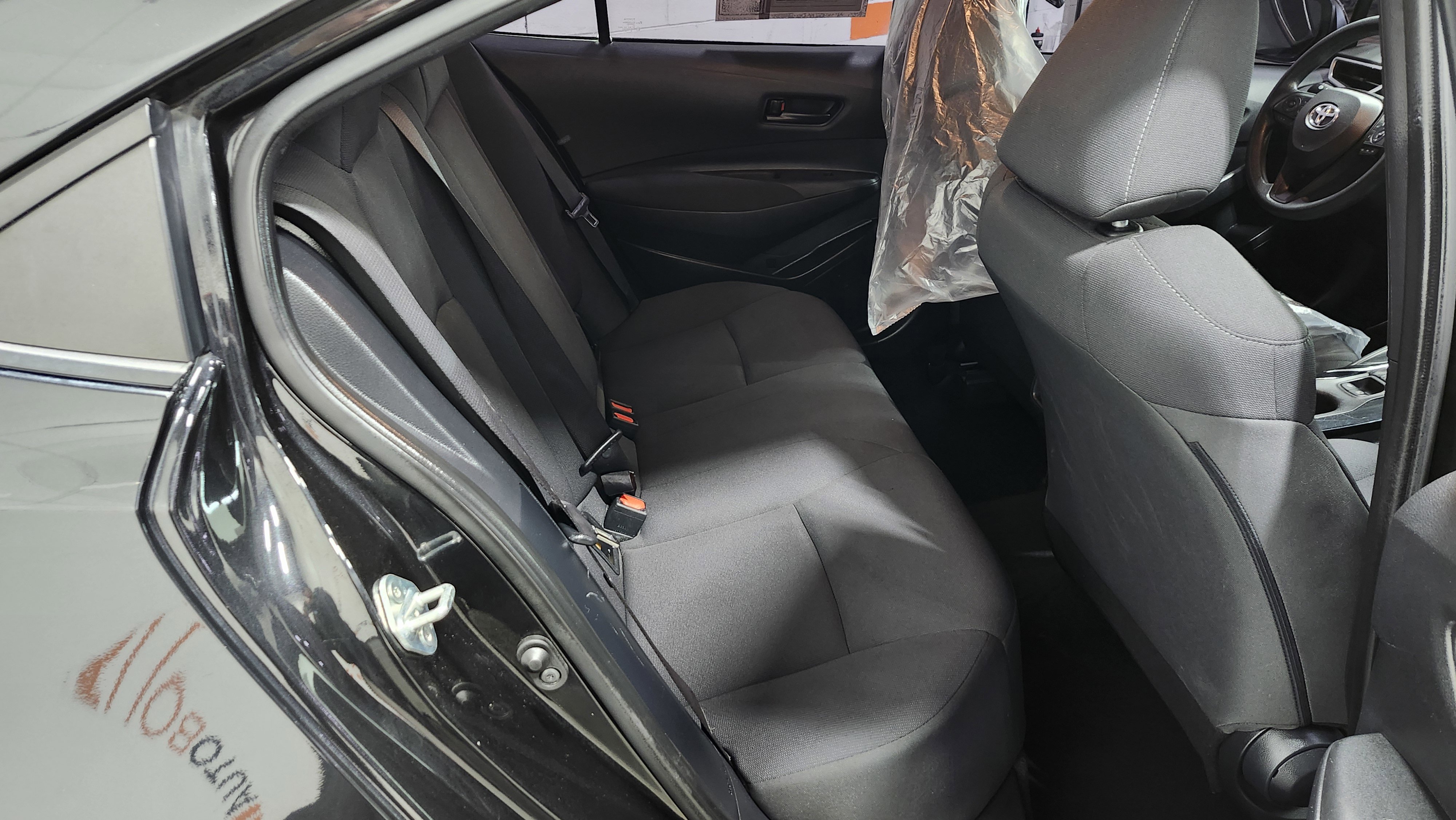 Used 2022 Toyota Corolla LE image 17