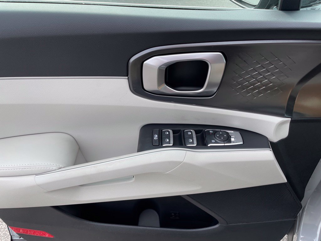 New 2026 Kia Sorento S FWD image 8