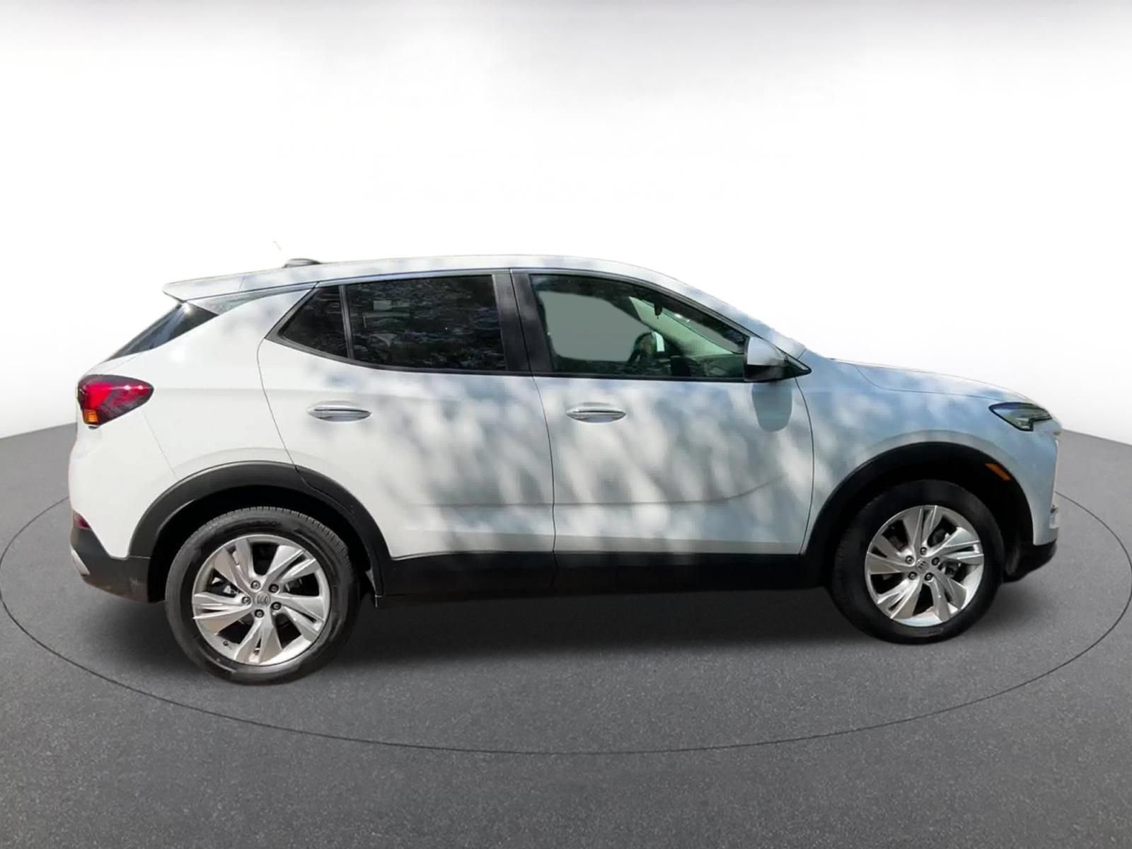 Used 2025 Buick Encore GX Preferred FWD image 16