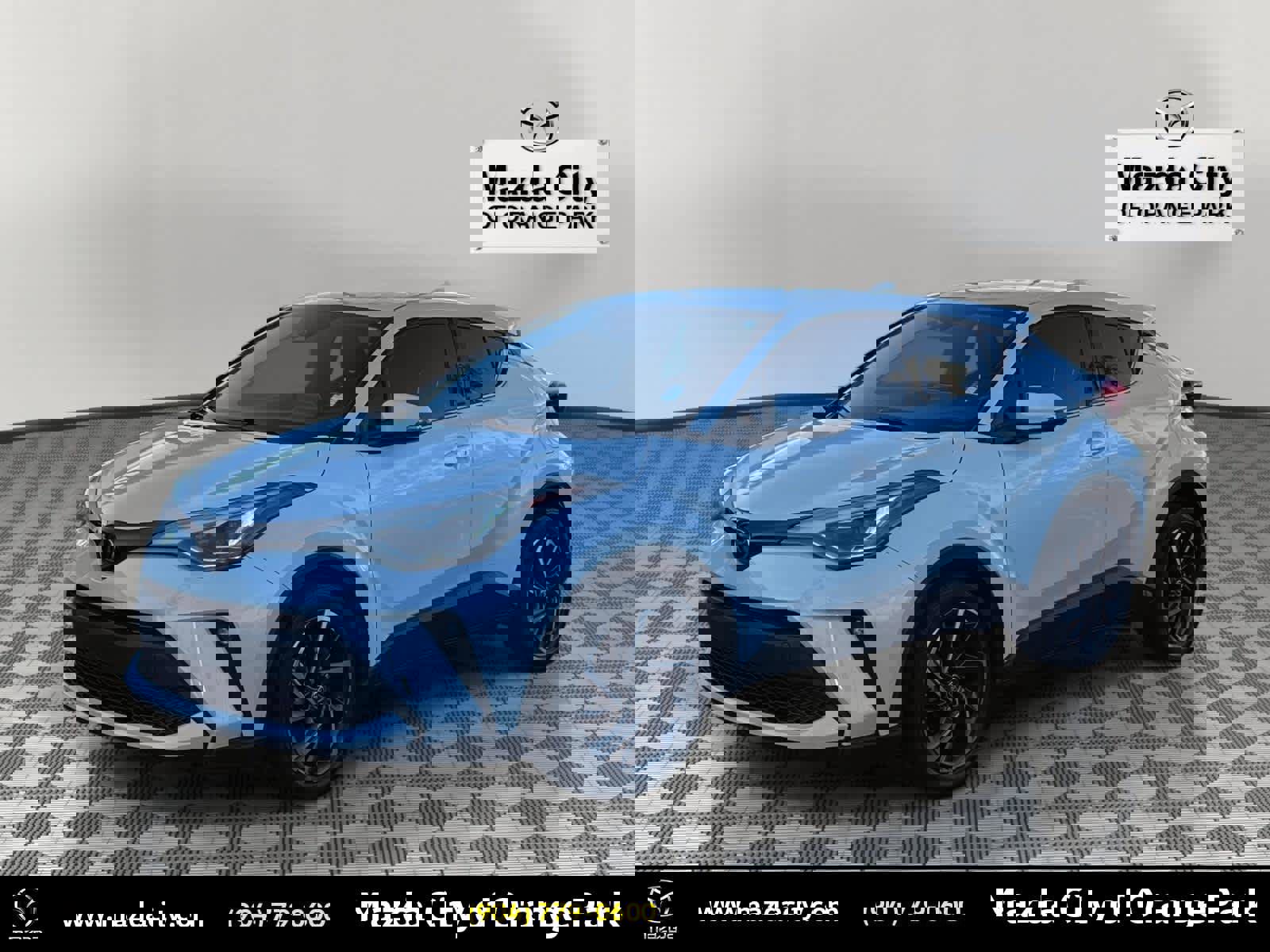 Used 2021 Toyota C-HR Limited image 1