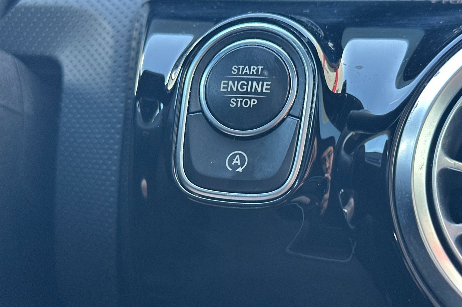 Used 2023 Mercedes-Benz CLA 250 w/ Premium Package image 20