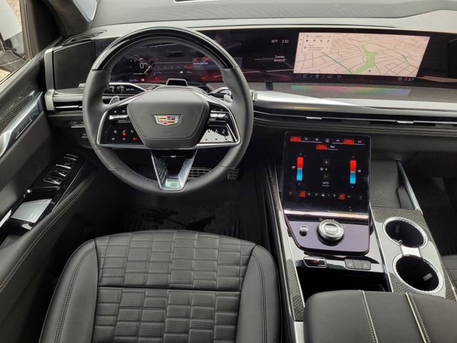 Used 2025 Cadillac Escalade ESV V AWD/4WD image 12