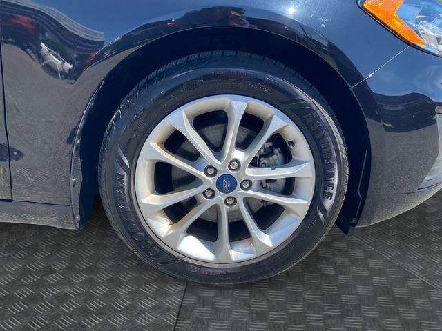 Used 2019 Ford Fusion SE FWD image 36