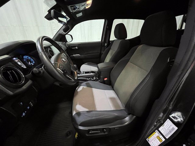 Certified 2023 Toyota Tacoma TRD Off-Road w/ Black Out Package (TMS) AWD/4WD image 11