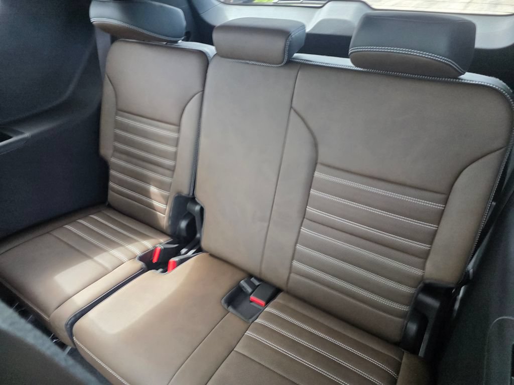 Certified 2026 GMC Acadia Denali Ultimate AWD/4WD image 31