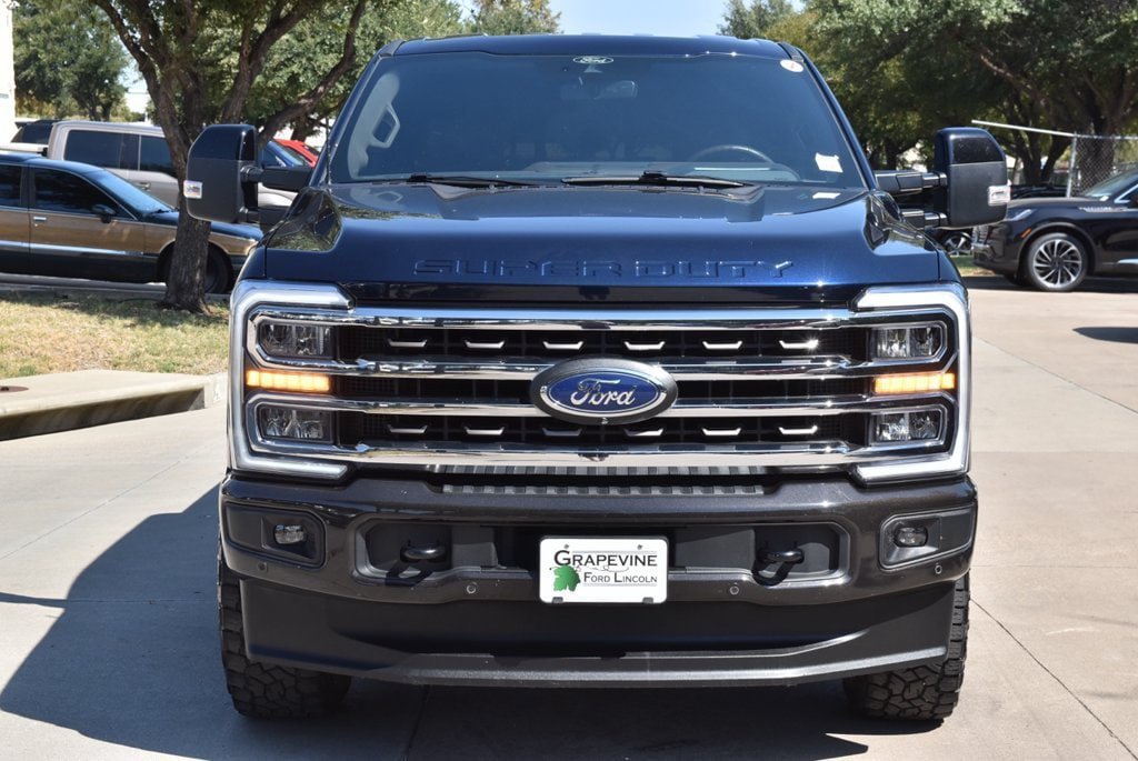 Certified 2025 Ford F250 King Ranch w/ FX4 Off-Road Package AWD/4WD image 3