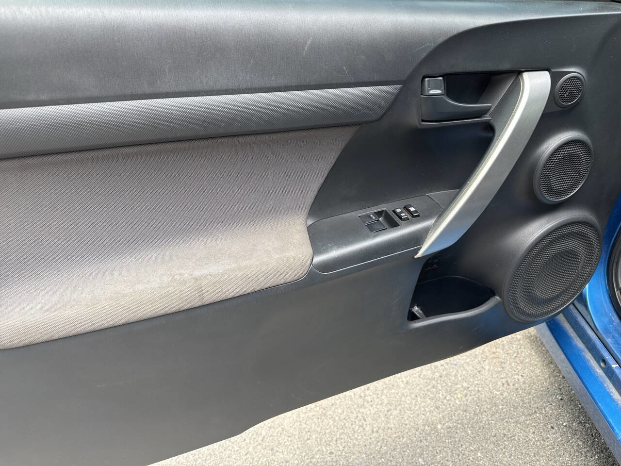 Used 2015 Scion tC FWD image 19
