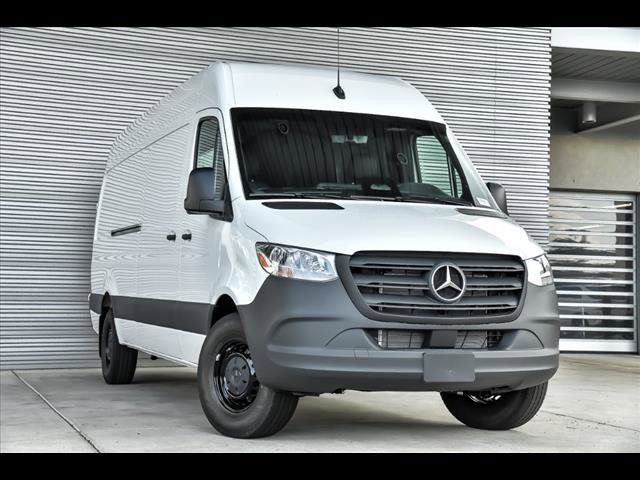 New 2025 Mercedes-Benz Sprinter 2500 image 1