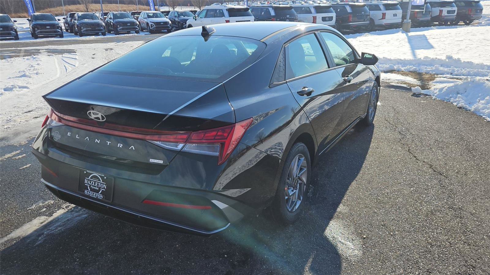 New 2026 Hyundai Elantra Blue image 7