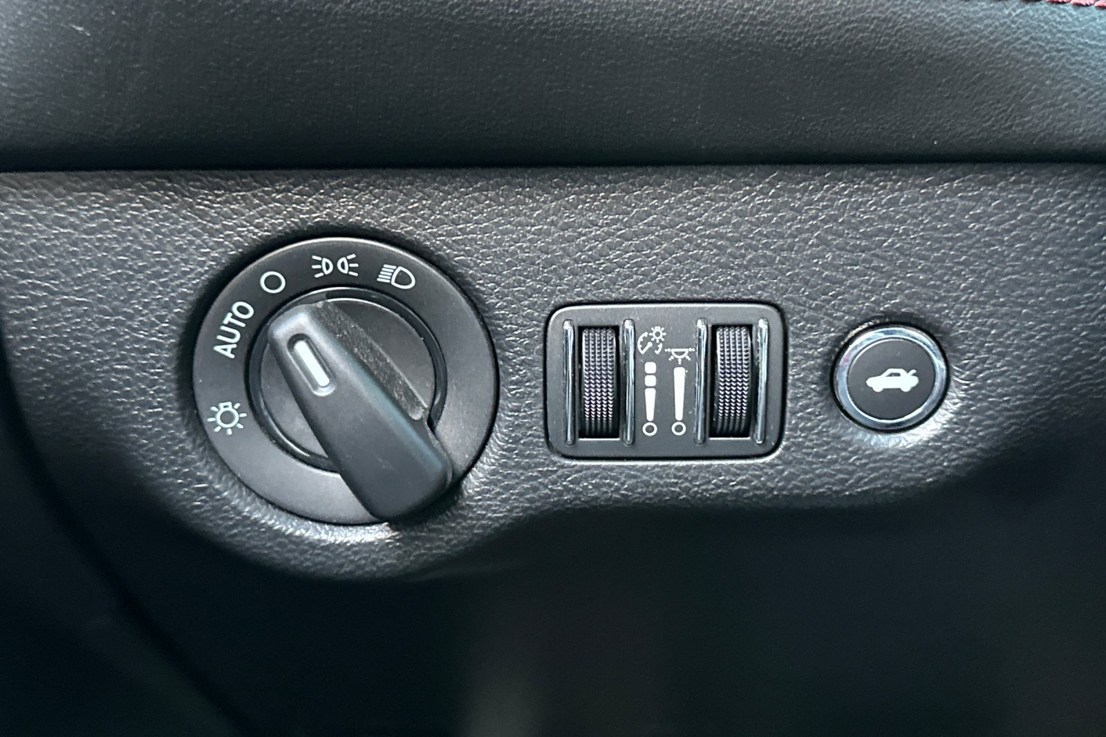 Used 2023 Dodge Challenger R/T Scat Pack RWD image 41