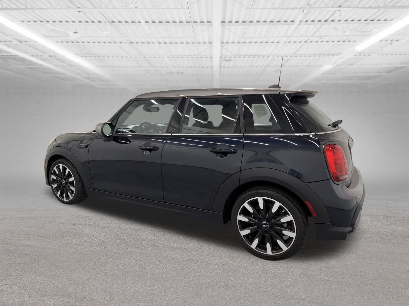 Used 2024 MINI Cooper S FWD image 3