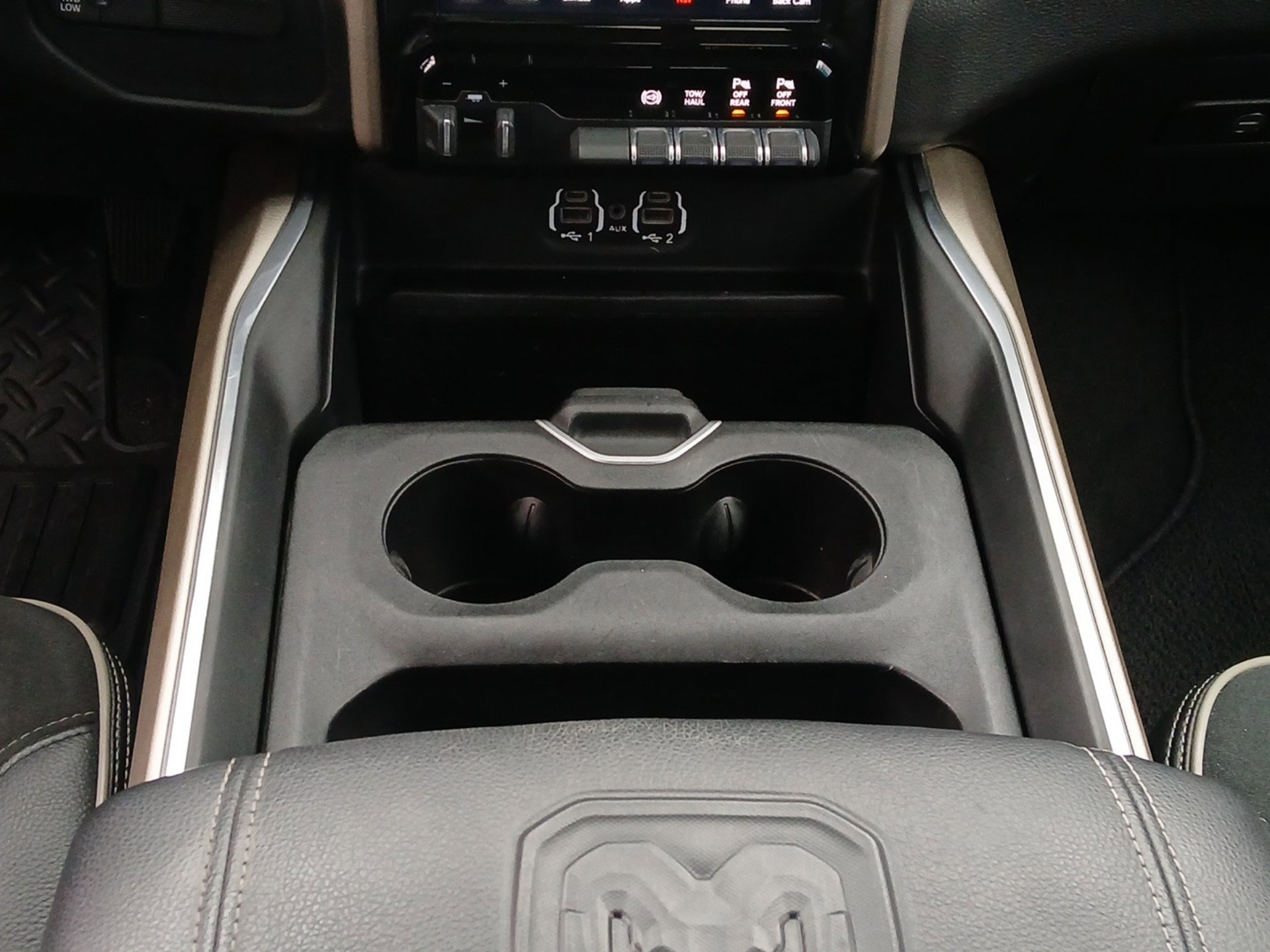 Used 2020 RAM 3500 Laramie image 13