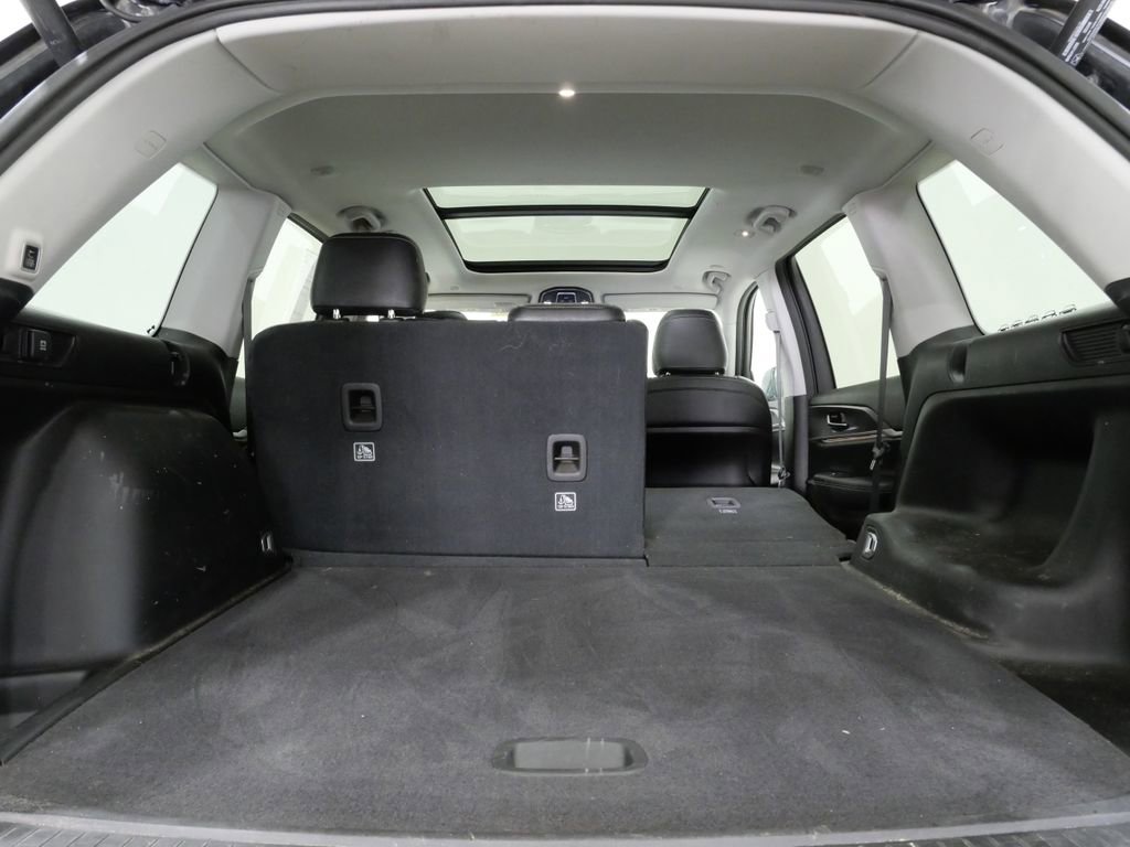 Used 2023 Jeep Grand Cherokee Limited w/ Trailer Tow Prep Group (B) image 28