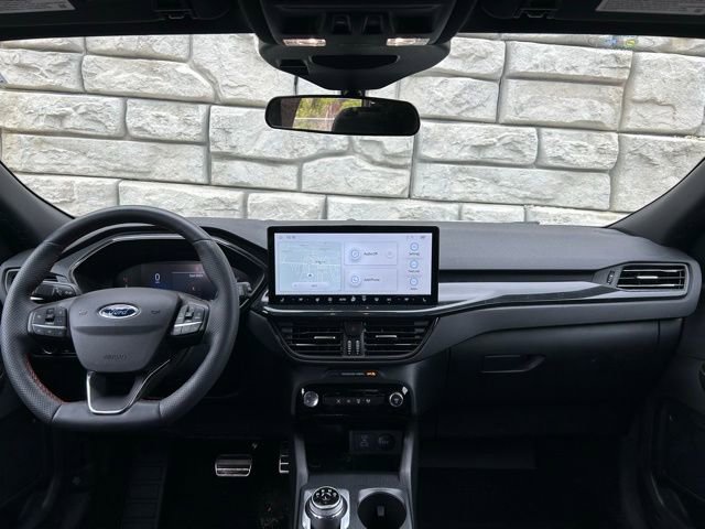 Used 2023 Ford Escape ST-Line w/ Tech Pack #1 AWD/4WD image 10