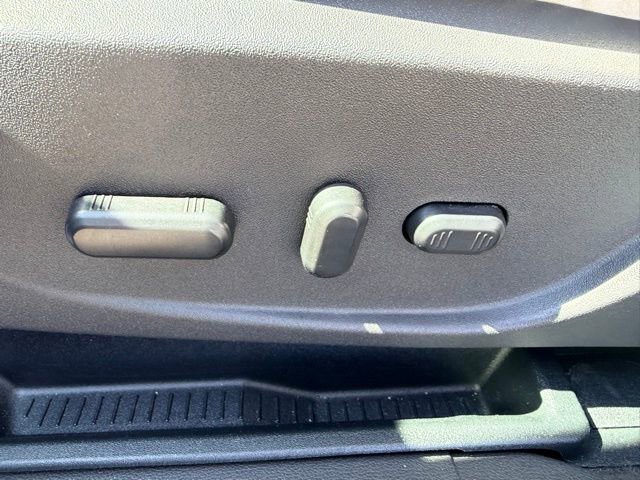 Used 2018 Ford Escape SEL w/ SEL Sport Appearance Package image 18