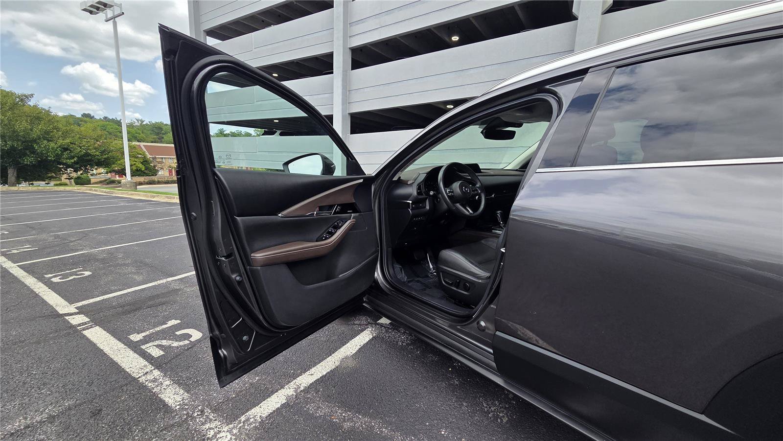 Used 2020 MAZDA CX-30 AWD w/ Premium Package image 11