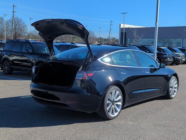Used 2018 Tesla Model 3 Long Range image 5
