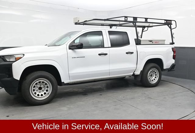 Used 2024 Chevrolet Colorado W/T w/ Safety Package RWD image 3