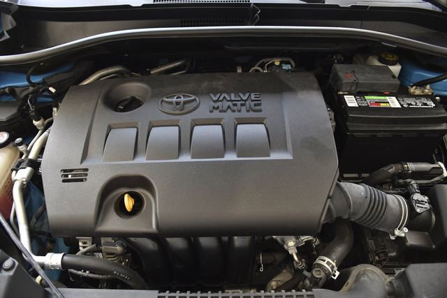 Used 2019 Toyota C-HR XLE FWD image 31