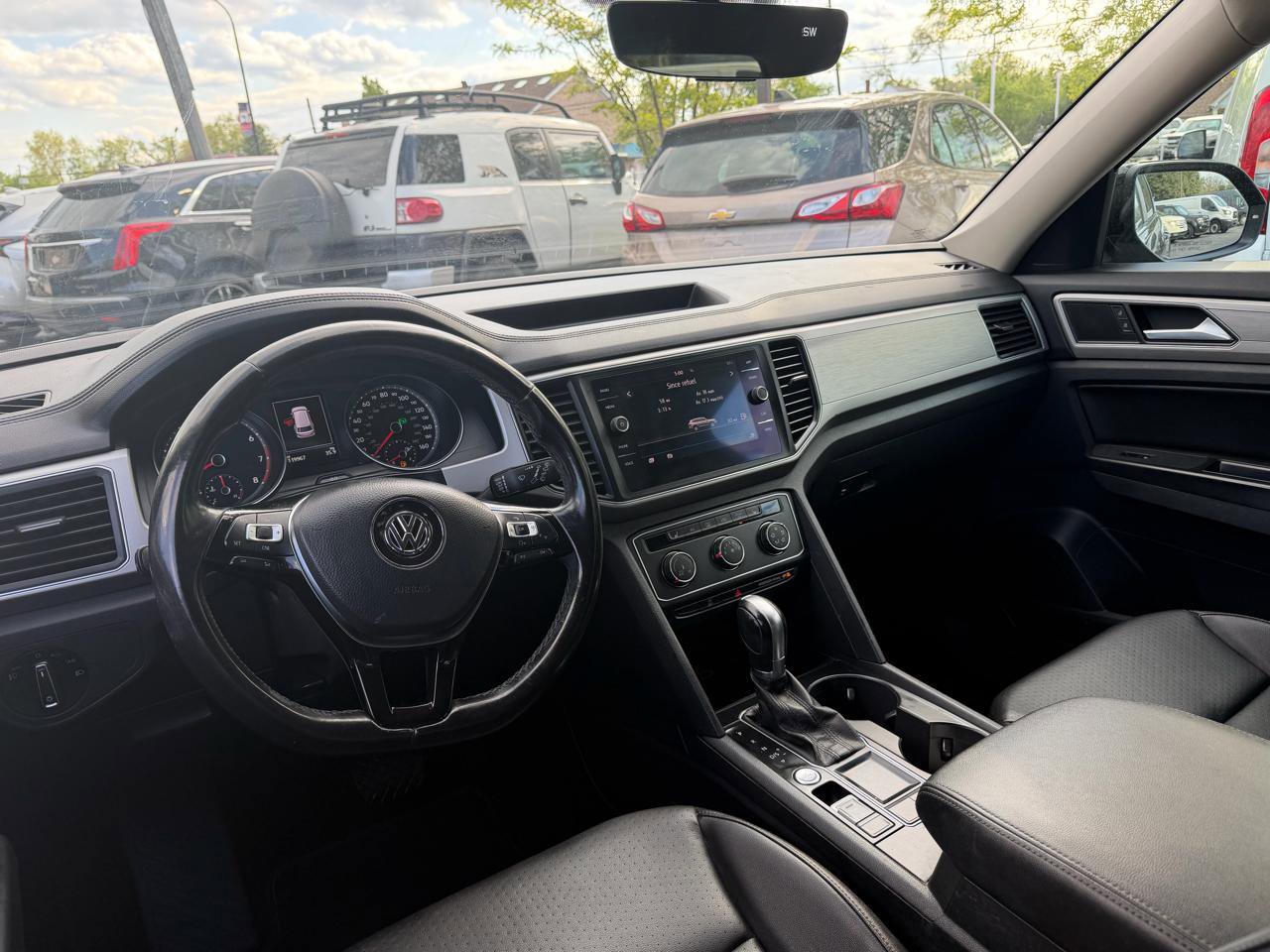 Used 2018 Volkswagen Atlas SE FWD image 11