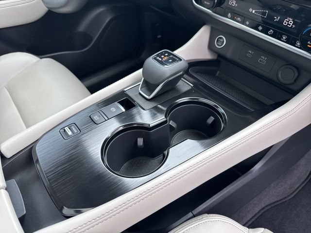 Used 2023 Nissan Rogue SL FWD image 20