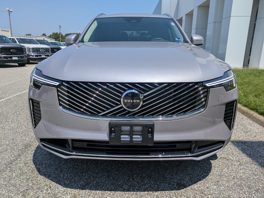 New 2026 Volvo XC90 T8 Plus w/ Protection Package Premier AWD/4WD image 9