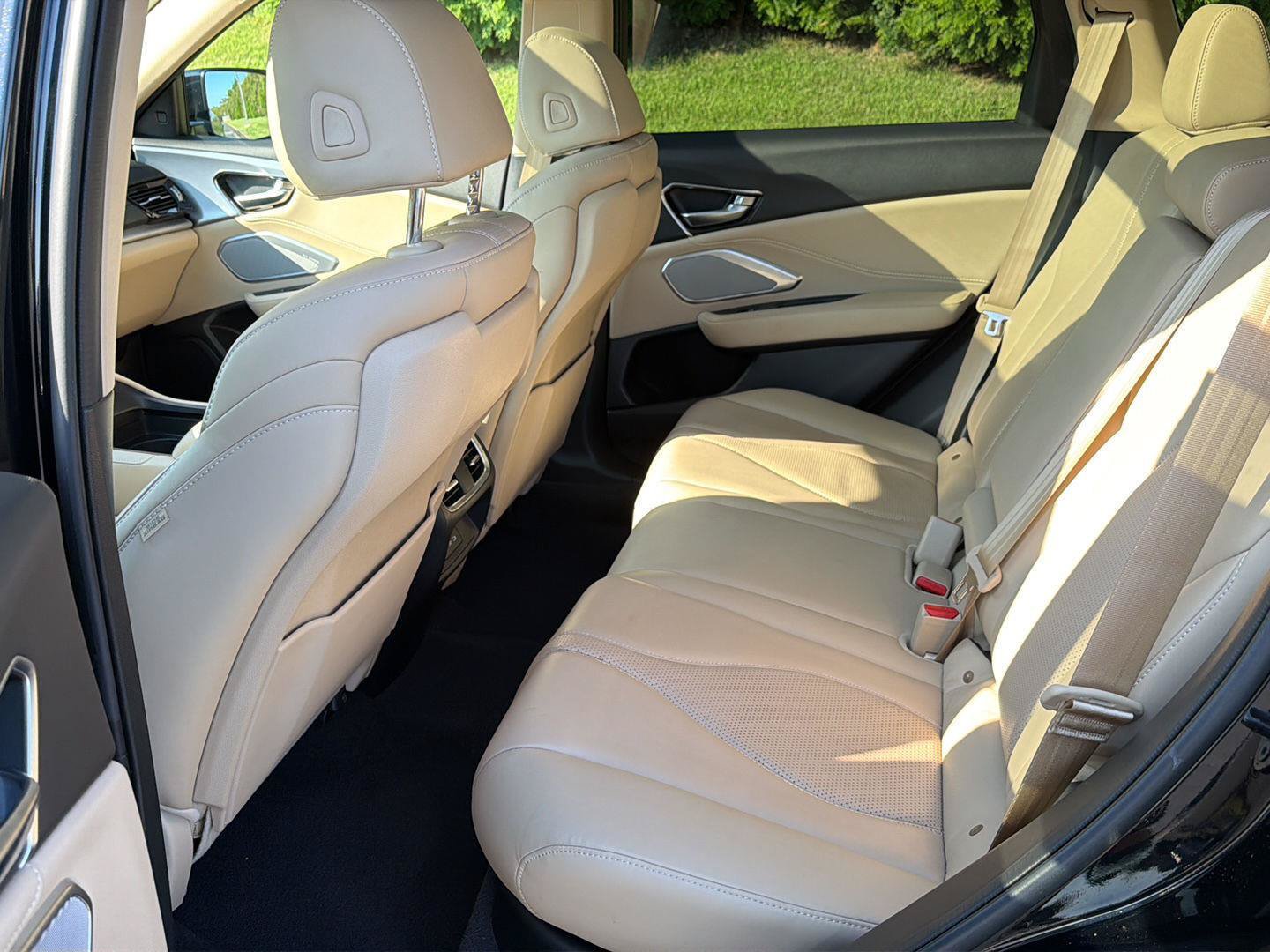 Used 2023 Acura RDX w/ Technology Package FWD image 10
