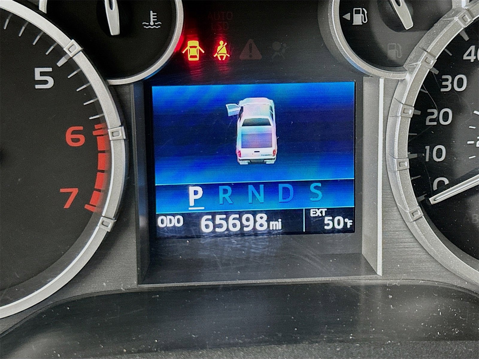 Used 2016 Toyota Tundra SR5 w/ SR5 Upgrade Package image 12