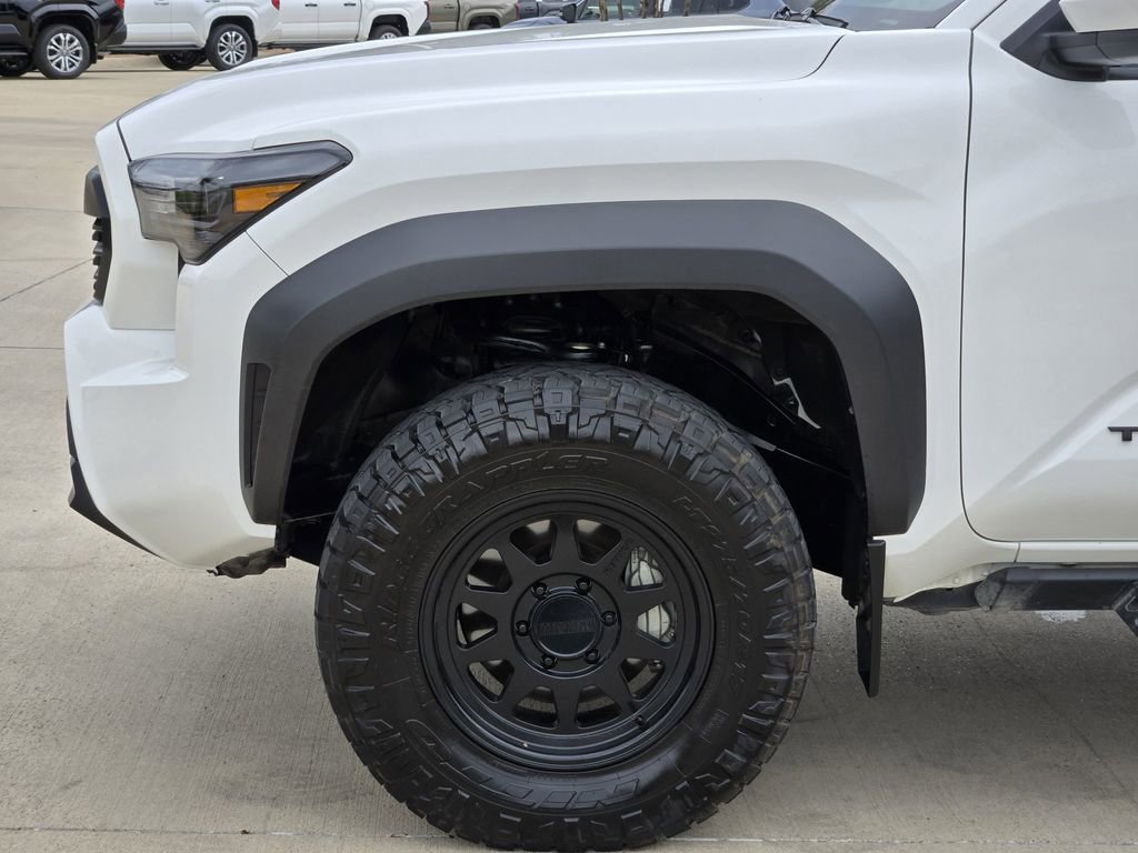 Used 2024 Toyota Tacoma TRD Off-Road AWD/4WD image 6
