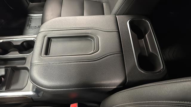 Used 2022 Chevrolet Silverado 1500 LT Trail Boss w/ LT Trail Boss Premium Package AWD/4WD image 19