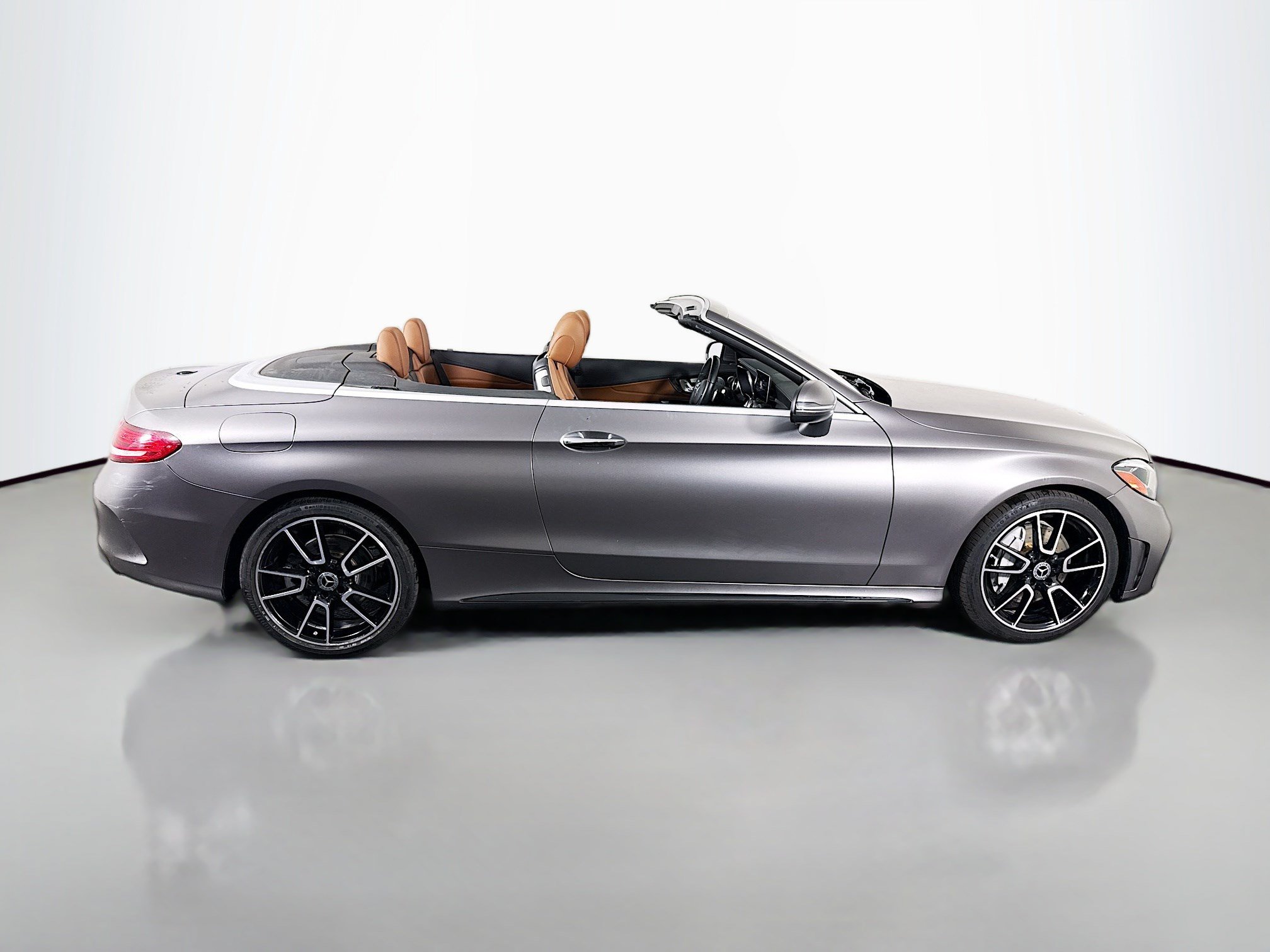 Used 2020 Mercedes-Benz C 300 Cabriolet image 40