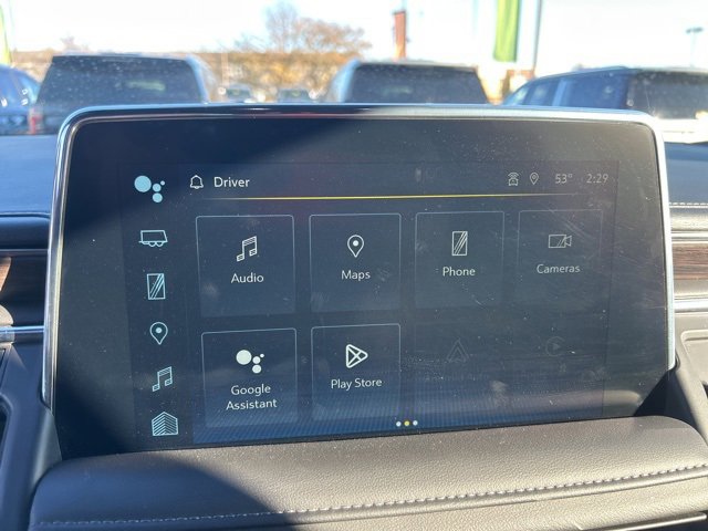 Used 2024 Chevrolet Suburban LT image 23