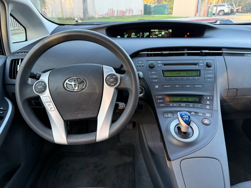 Used 2010 Toyota Prius Three image 12