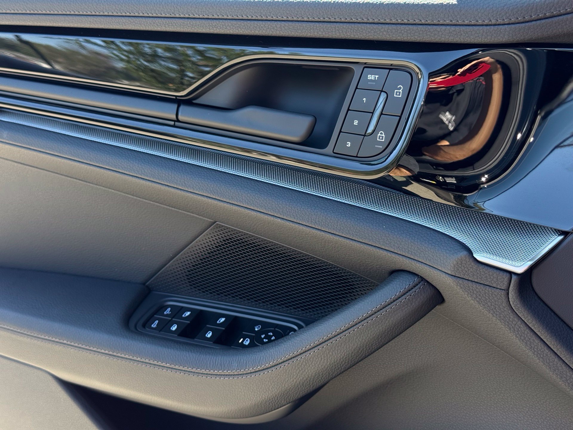 New 2026 Porsche Panamera 4 AWD/4WD image 27