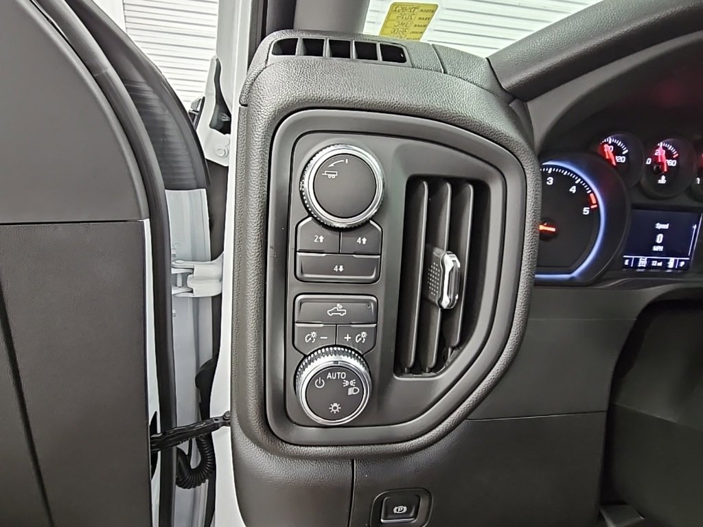 New 2025 GMC Sierra 3500 Pro image 23